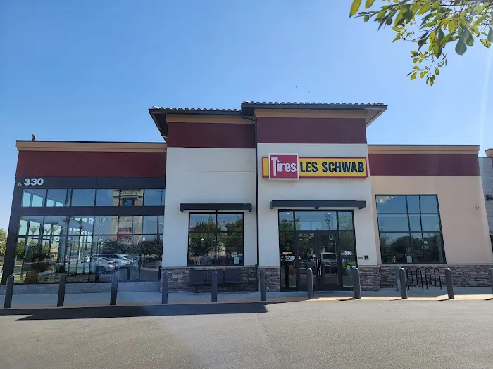 Les Schwab Tire Center 2