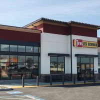 Les Schwab Tire Center