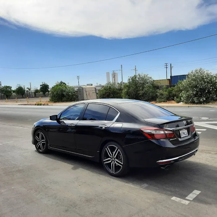 Tint Plus Auto Glass 5