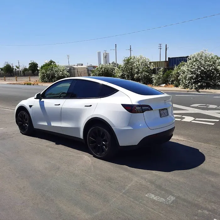 Tint Plus Auto Glass 2