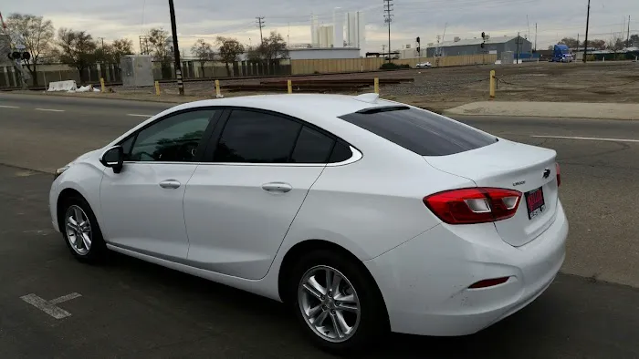 Tint Plus Auto Glass 4