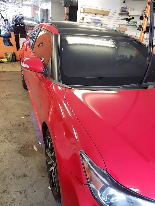 FIVE STAR WINDOW TINTING & AUTO GLASS 1