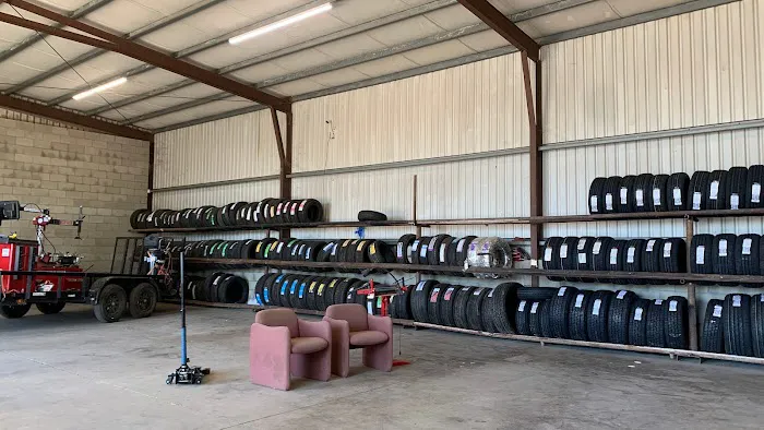 Chilango Tires 0