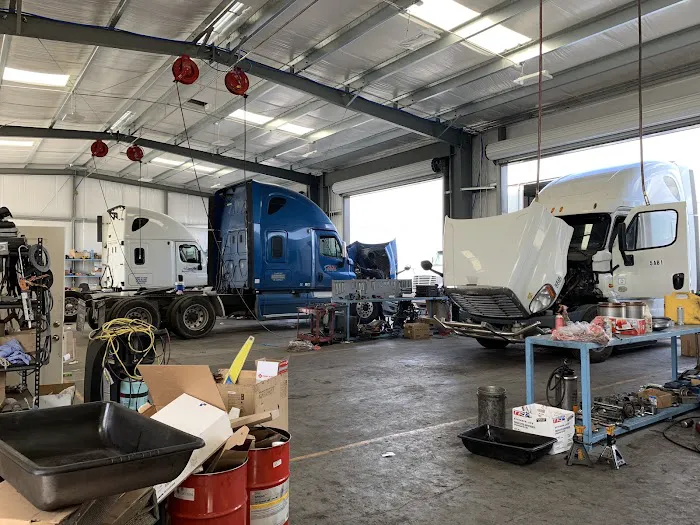 R & R Truck & Trailer Repair 4