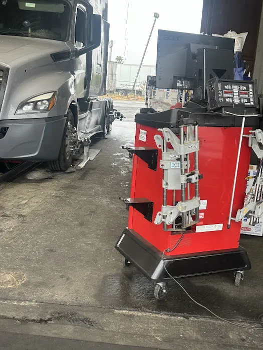 AKM Truck Lube & Tires inc 1