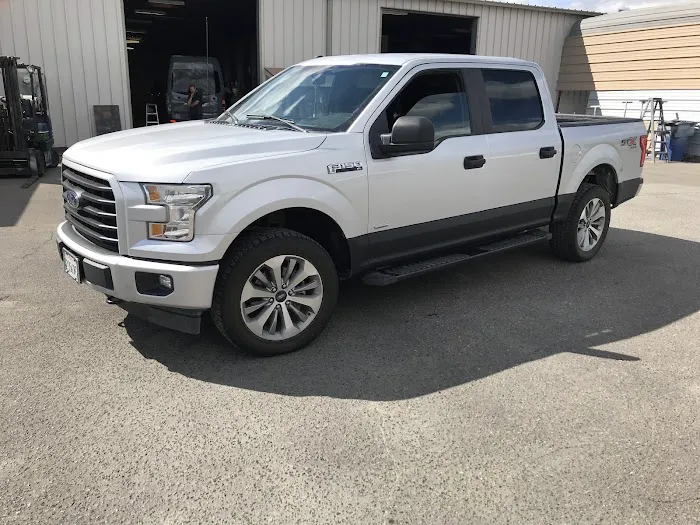 Leap Truck Body Repair 9