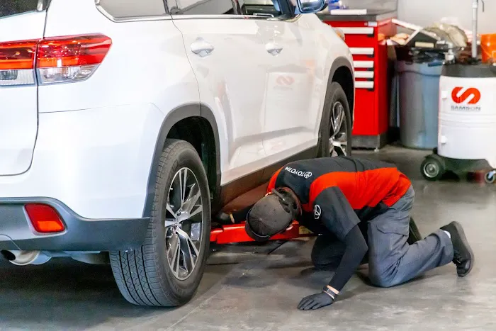 Toyota Service 5