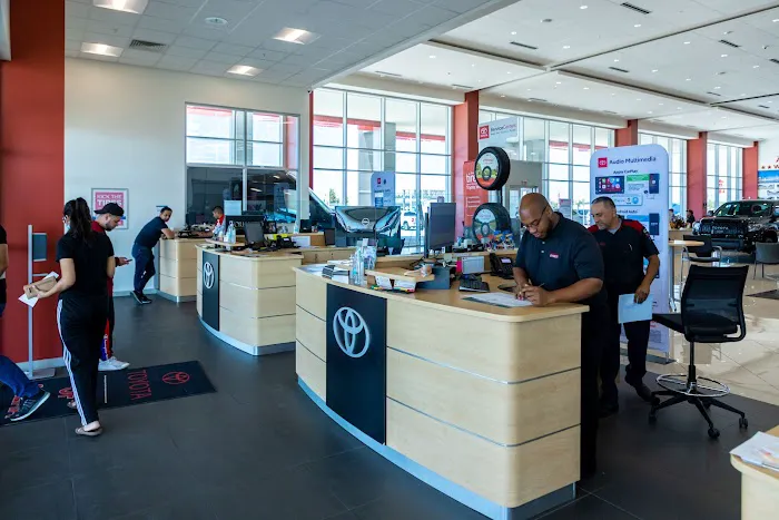 Toyota Service 6