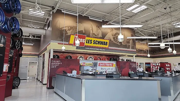 Les Schwab Tire Center 0