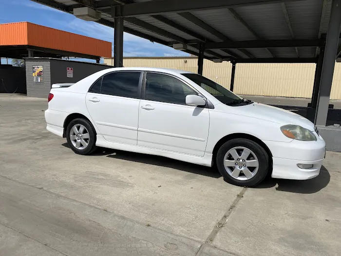 Castillo Window Tint and Auto Glass 3