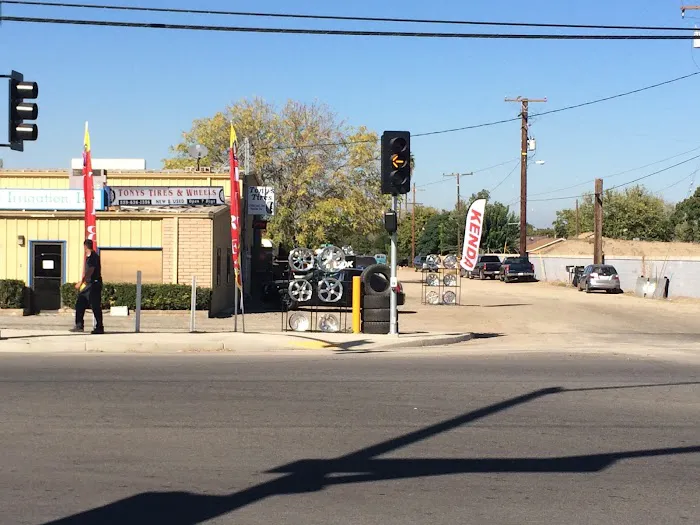 Tony's Tires & Wheels 8