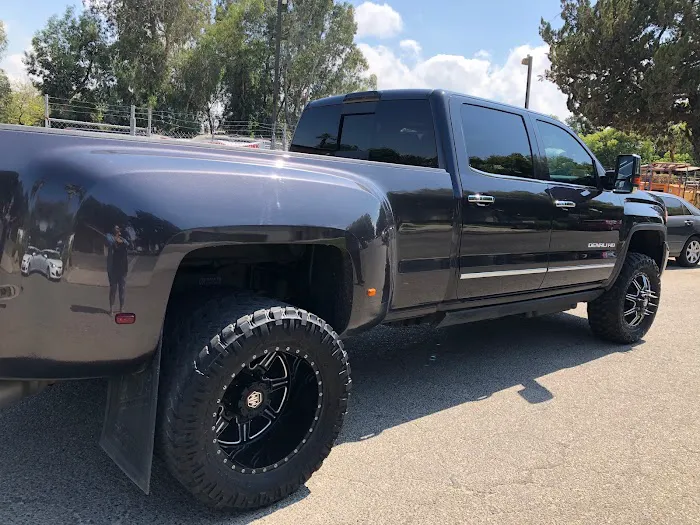 Duran Detail Auto Body Shop 7