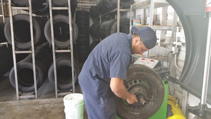 A & L Tire Shop 3