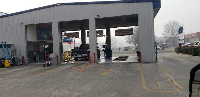 Valvoline Instant Oil Change 7