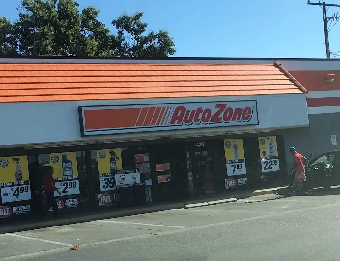 AutoZone Auto Parts 1