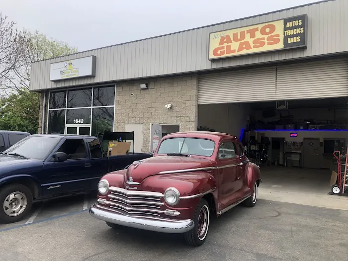 Jim's Auto Glass 9