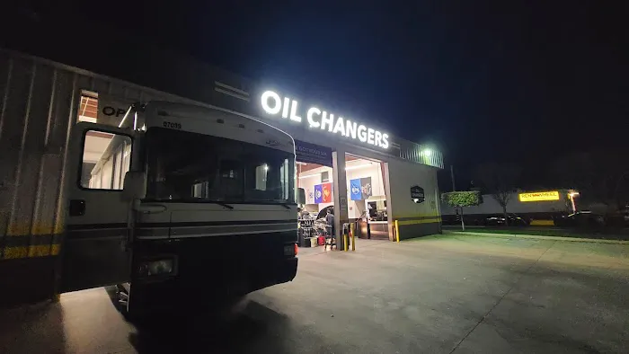 Oil Changers & Car Wash 4