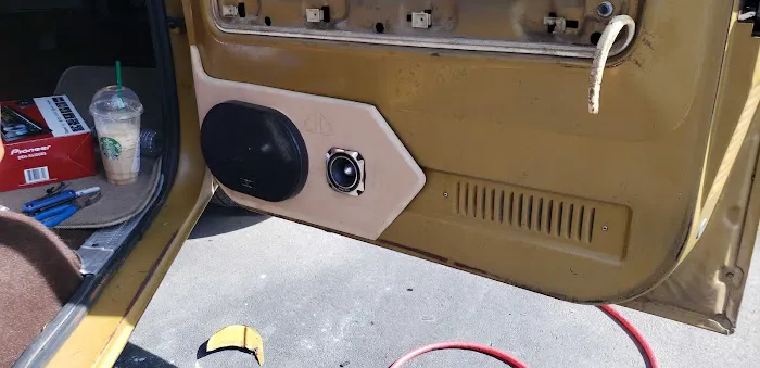 Zamz Audio Inc. Mooney 6