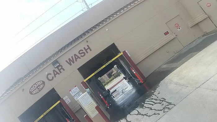 Oil Changers & Car Wash 4