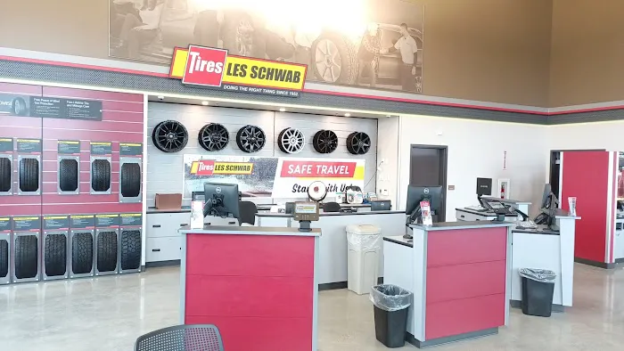 Les Schwab Tire Center 8