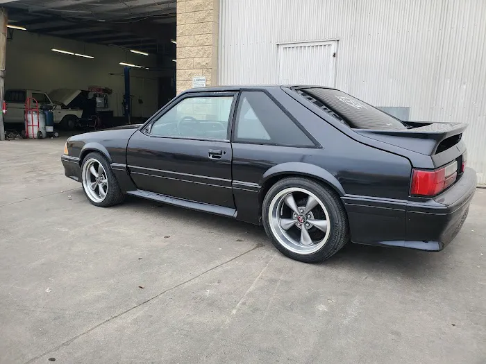 Quarter Mile Smog and Auto Repair/Tires/Clean Truck Inspection 8