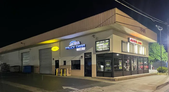 Pick-Em Up Truck Store of Tulare 7