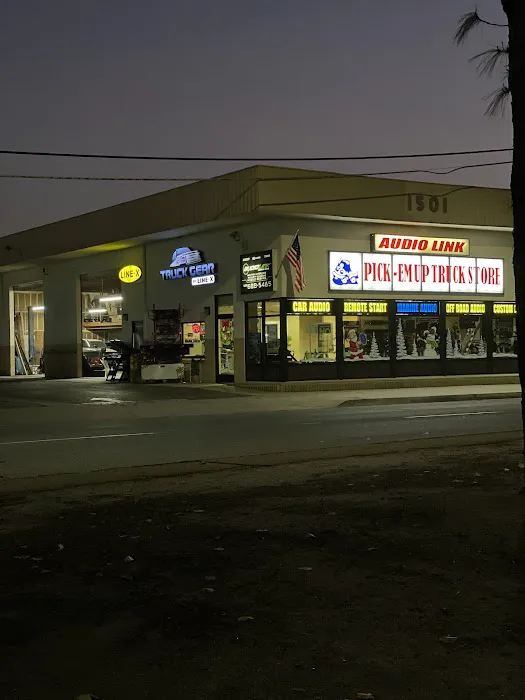 Pick-Em Up Truck Store of Tulare 6