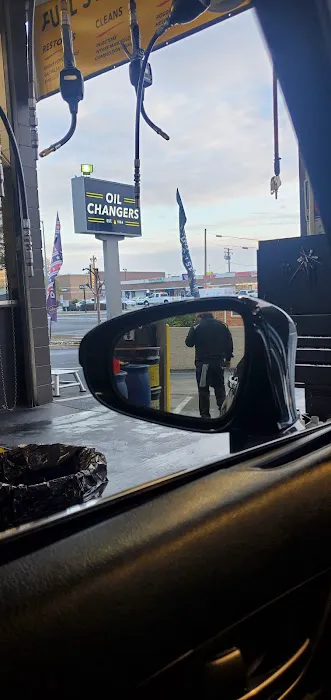 Oil Changers & Car Wash 7