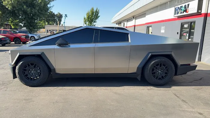 Rays' Tint shop LLC 3