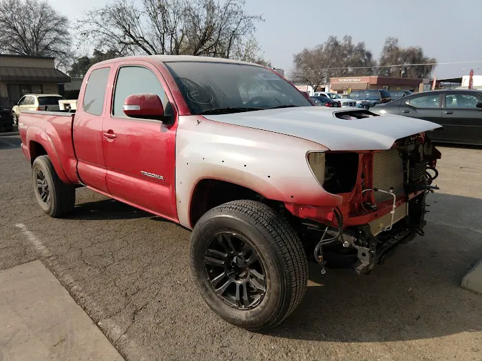 Dura-Glo Paint & Body Inc. 9