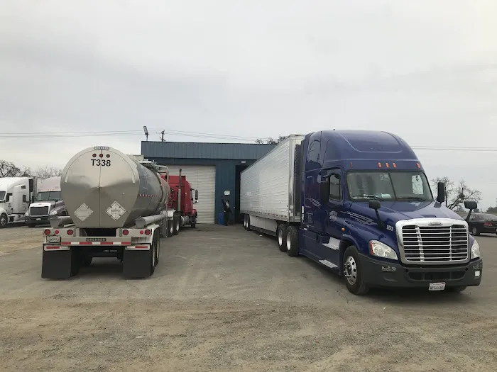 Golden Truck and Trailer Repair inc 6