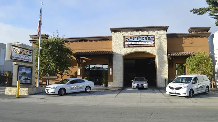 CARSTAR Robert's Collision 8