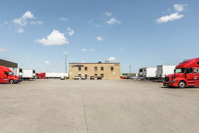Merx Truck & Trailer - Melrose Park, IL 5