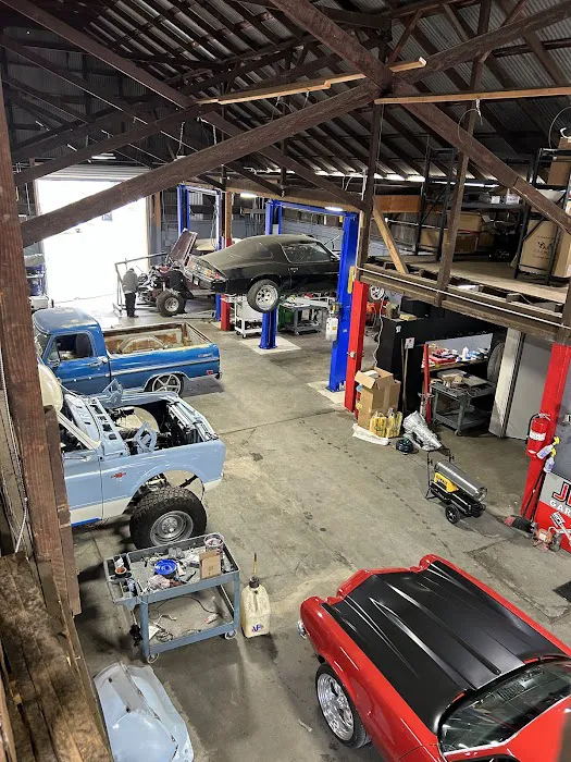 JM Garage 9