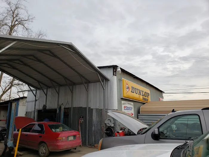 Iniguez Tire & Auto Repair 9