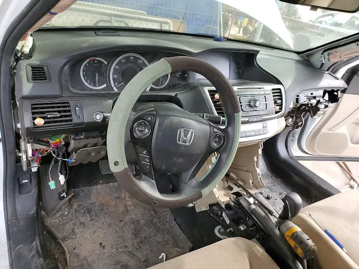 Johnnys Tires and Auto Repair 2