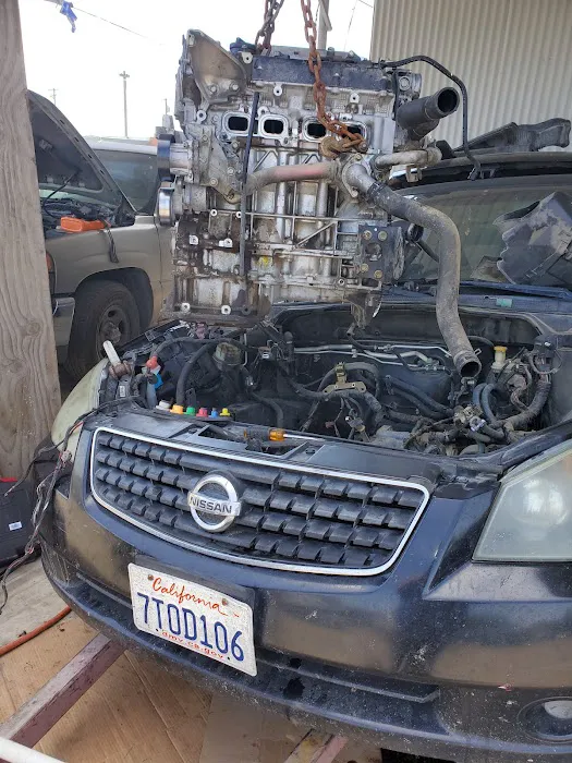 Johnnys Tires and Auto Repair 9