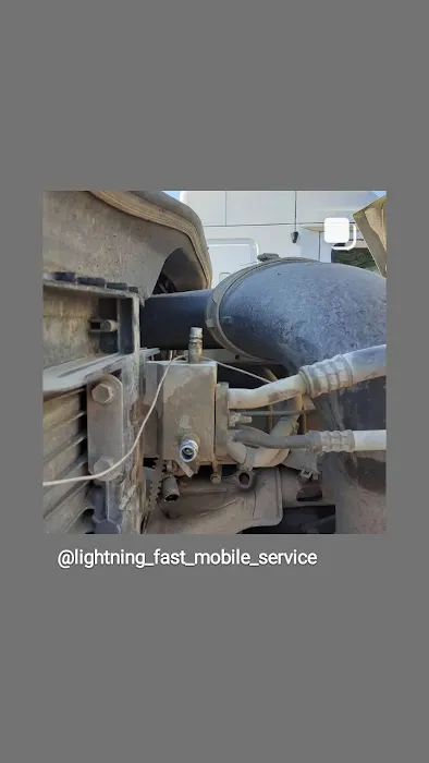 lightning fast mobile service and repair 2