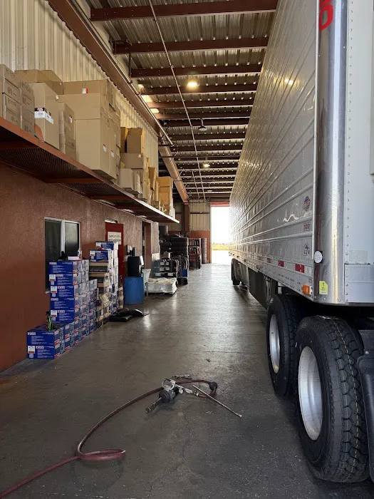 United Truck Service and Wash 4