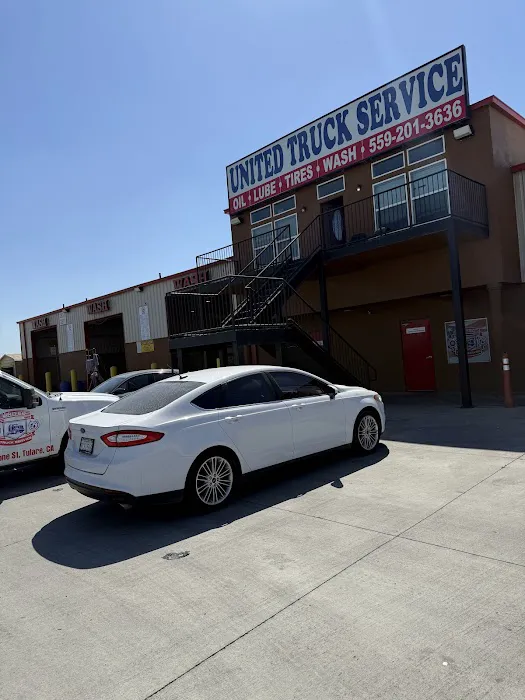 United Truck Service and Wash 9