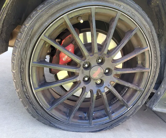 Villarreal Tires & Wheels 0