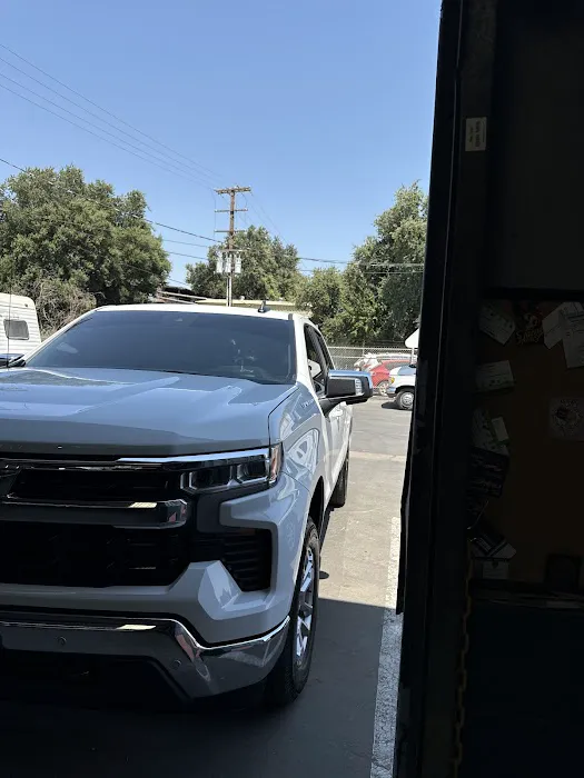 Black Diamond Autoglass and Tint LLC 1