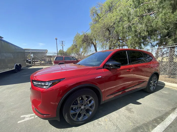 Black Diamond Autoglass and Tint LLC 8