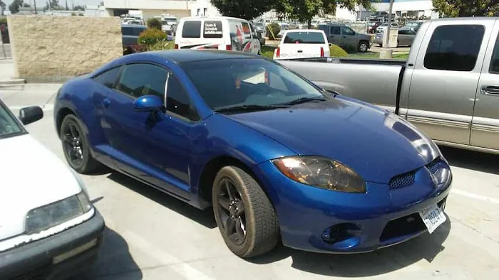 Mariscal Service Body Shop 8