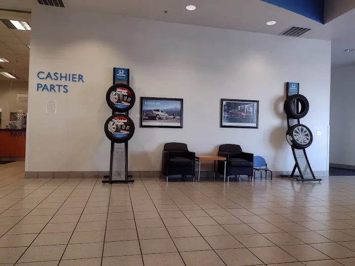 Visalia Honda Service Center 2
