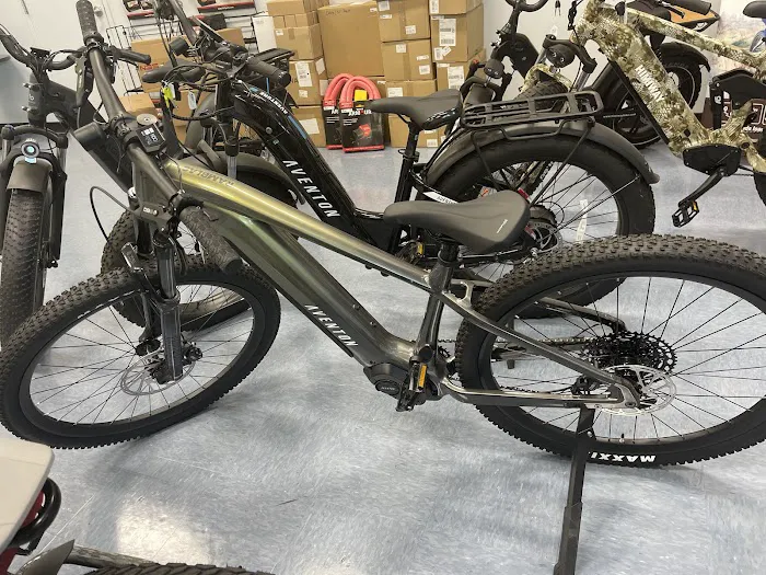 Giant Chevrolet Parts Department 0