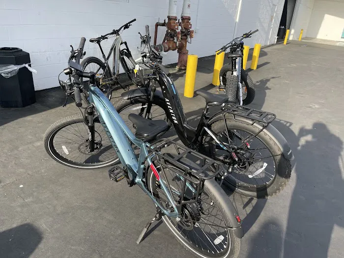 Giant Chevrolet Parts Department 1