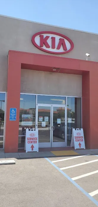 Visalia Kia Service Center 5