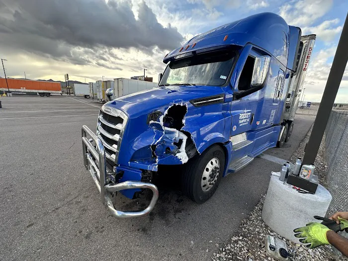 B&N Road Service Truck And Trailer Repair 7