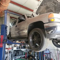 Wb Sports Auto Repair ico